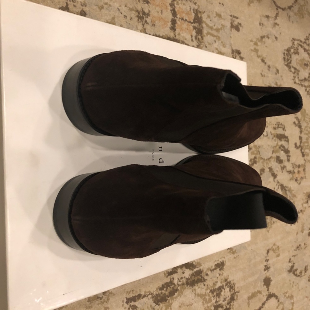 Sandro Marron Brown Suede Chelsea Boots - Picture 5 of 6